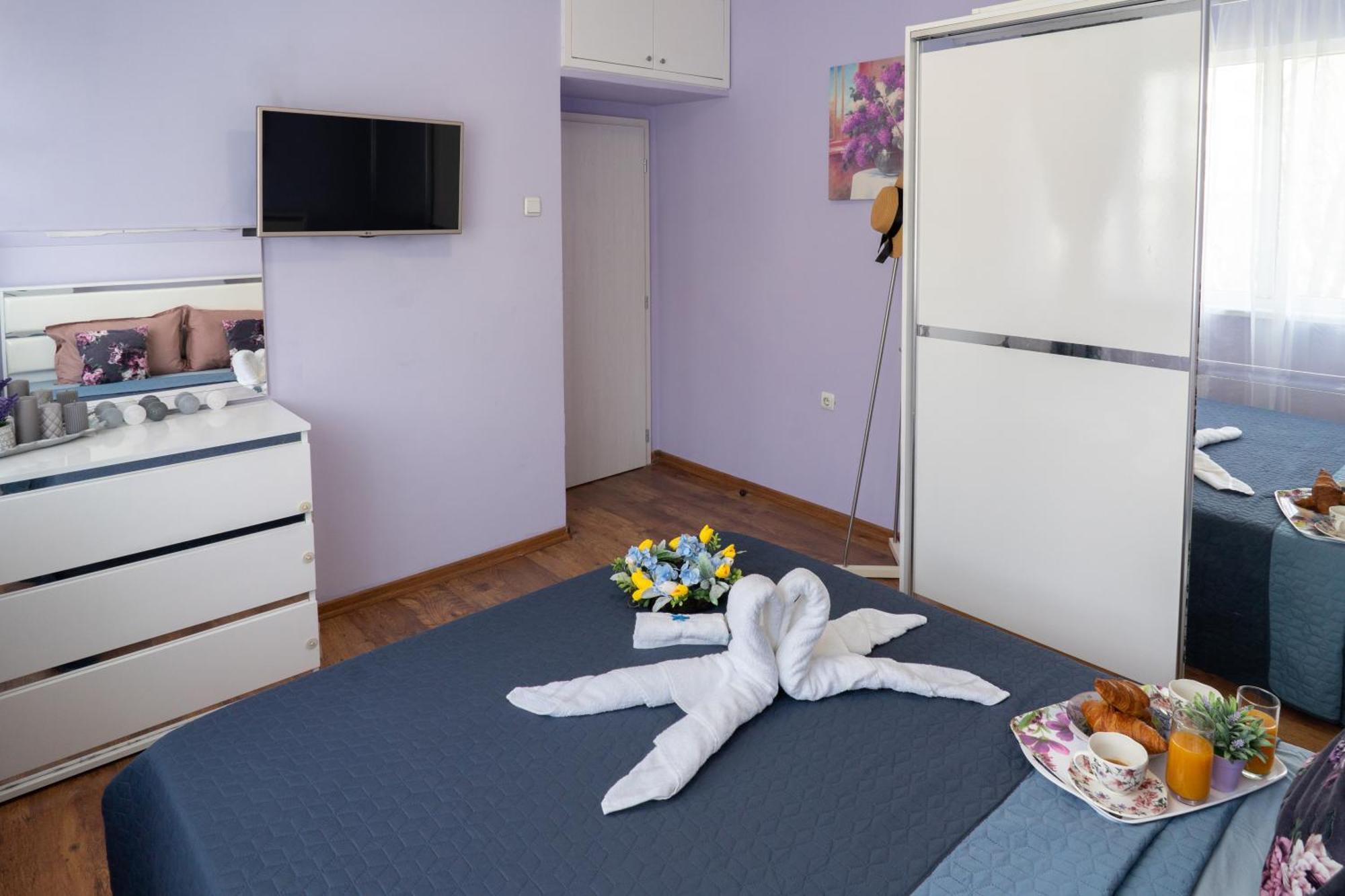 Luxury 2 Bedroom Apartment In Central Várna Kültér fotó