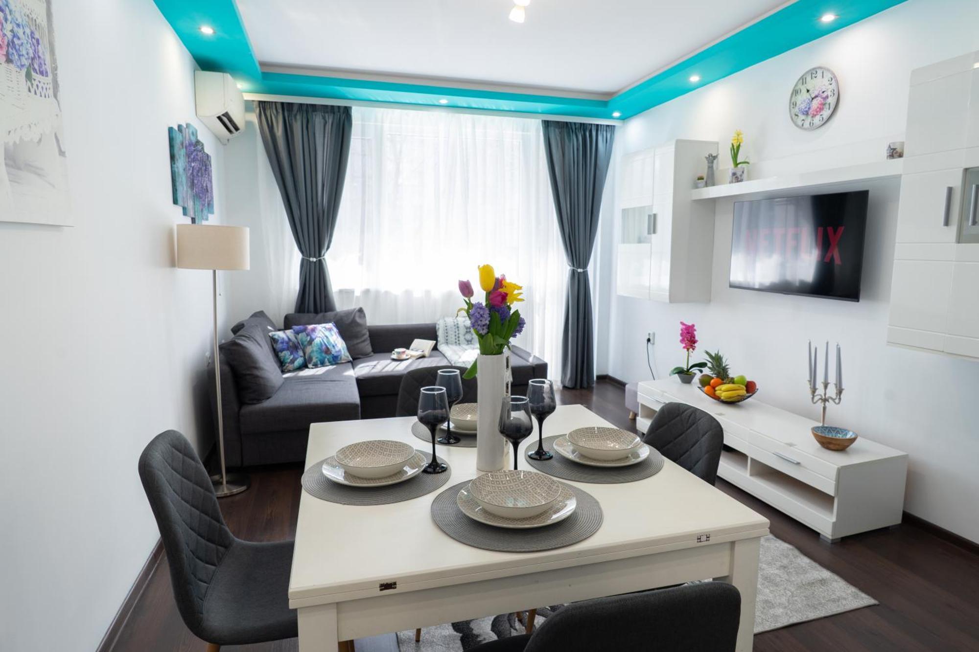 Luxury 2 Bedroom Apartment In Central Várna Kültér fotó